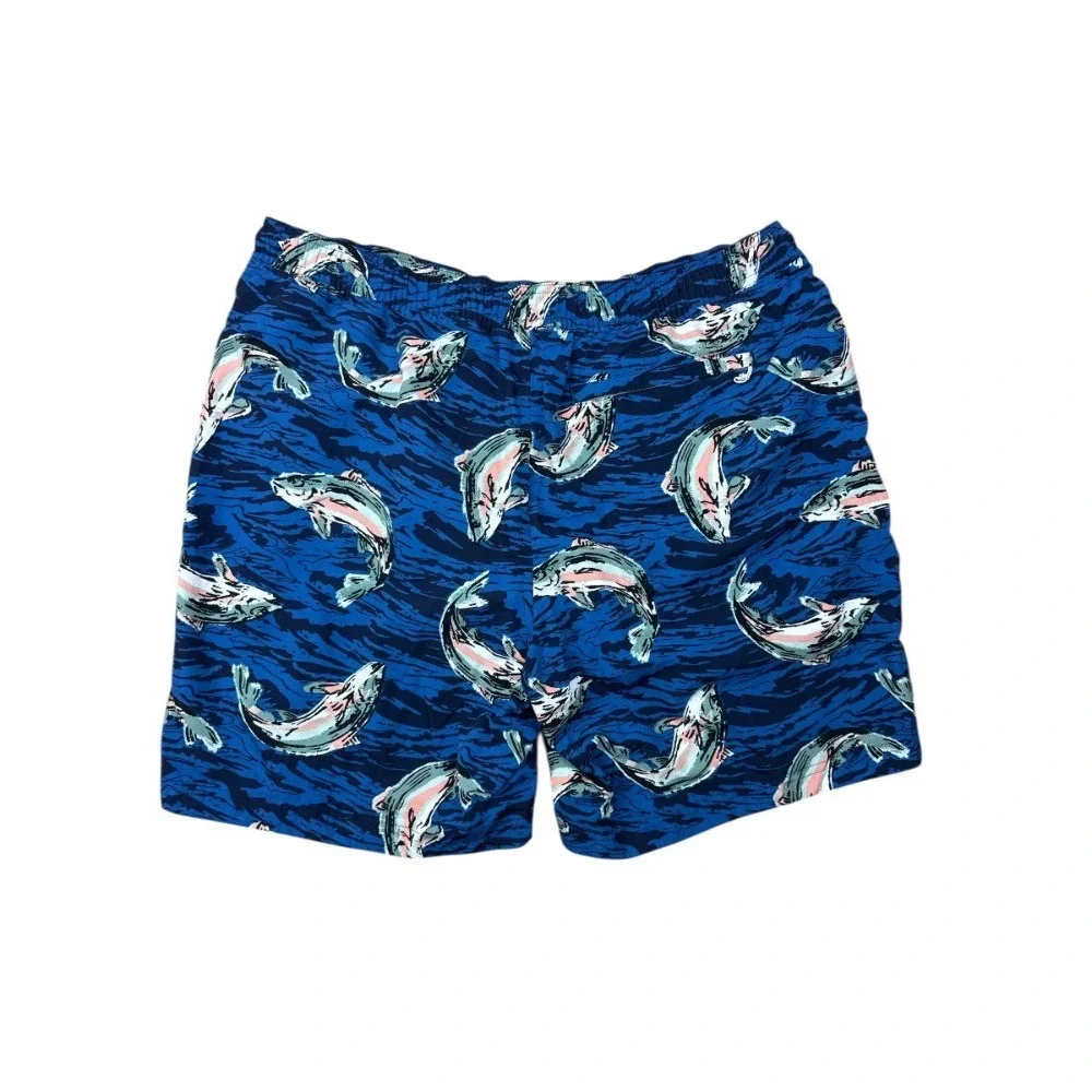 Eddie Bauer dive into
